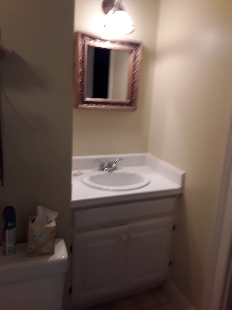 Deluxe Room, 1 King Bed photo 2