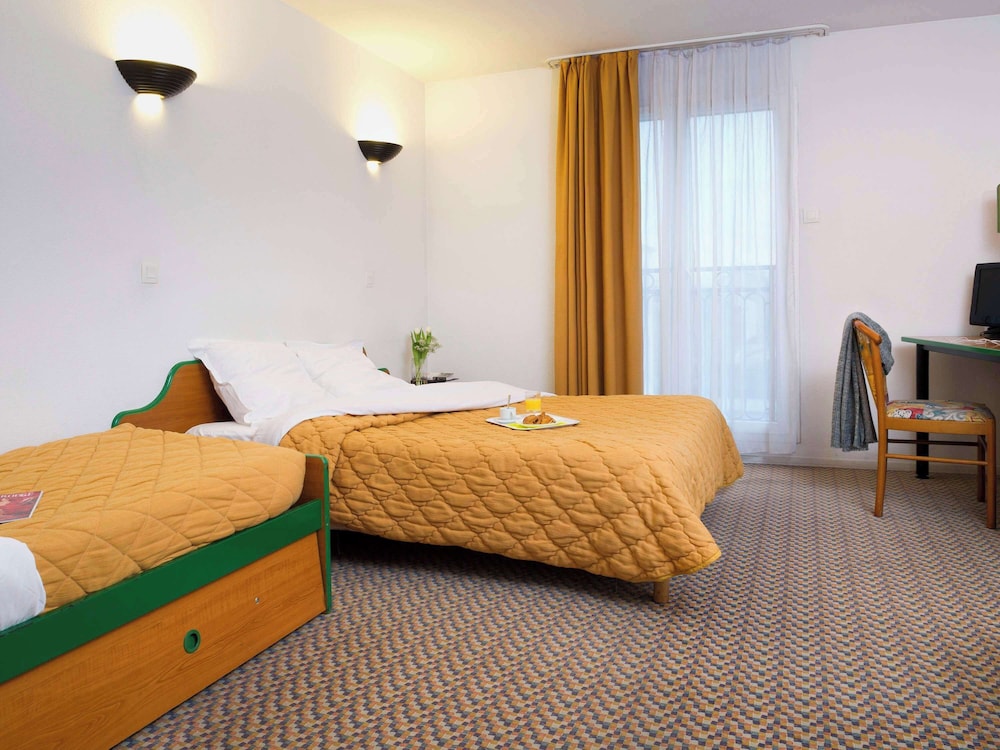 Studio, 2 Double Beds photo 3
