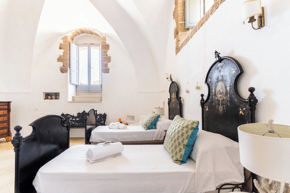 Grand Double or Twin Room, 1 Bedroom