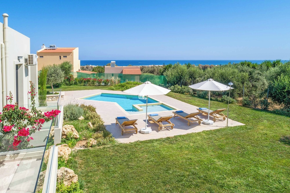 Villa (2 Bedrooms)