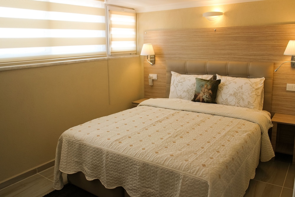 Standart Double Rooms At Attic photo 3