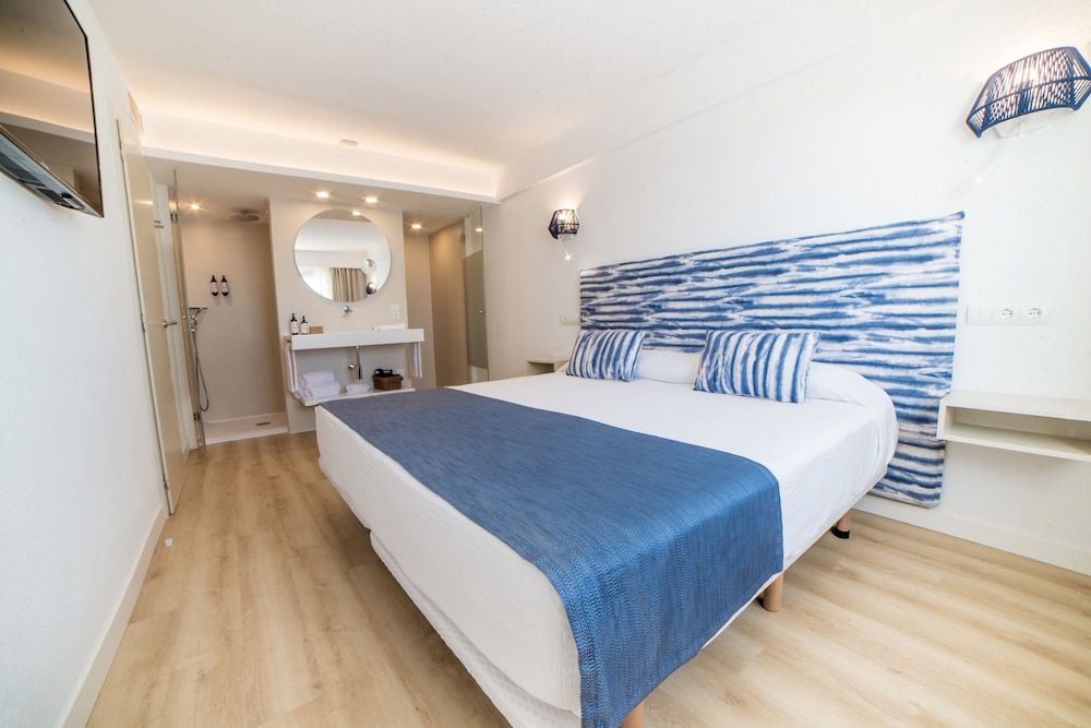 Suite Junior (3 Adultos)