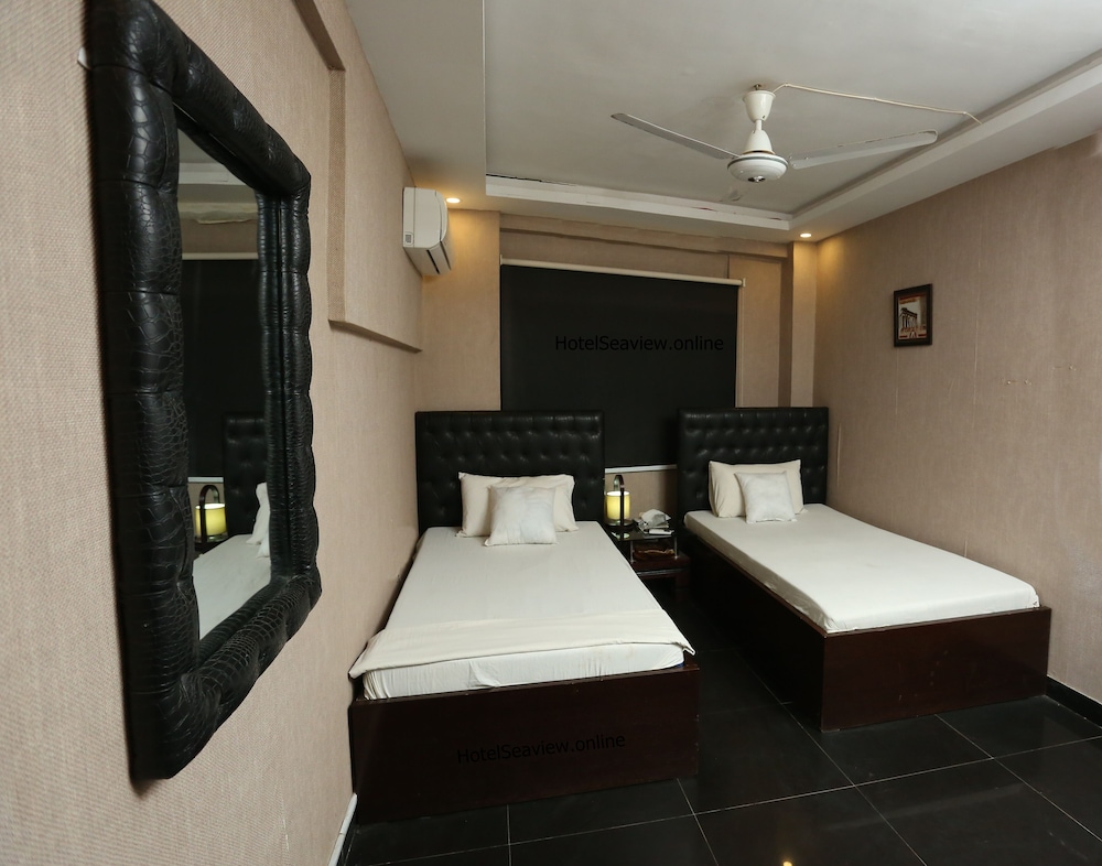 Family Quadruple Room, 2 Bedrooms, City View