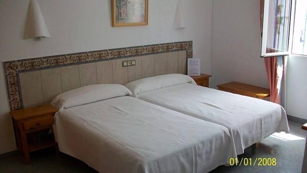 Economy Twin Room without Terrace