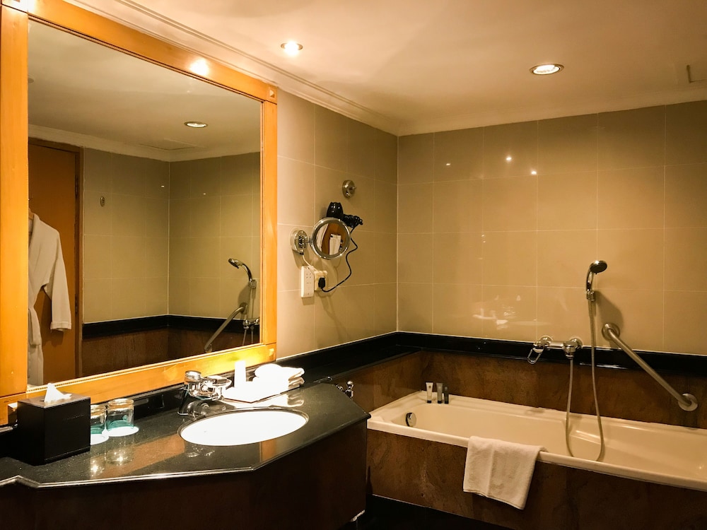 Executive Suite, 1 Bedroom (View) - Photo 4