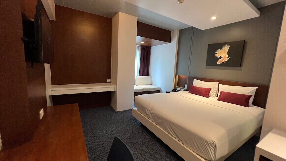 Premier Deluxe Room - Photo 4