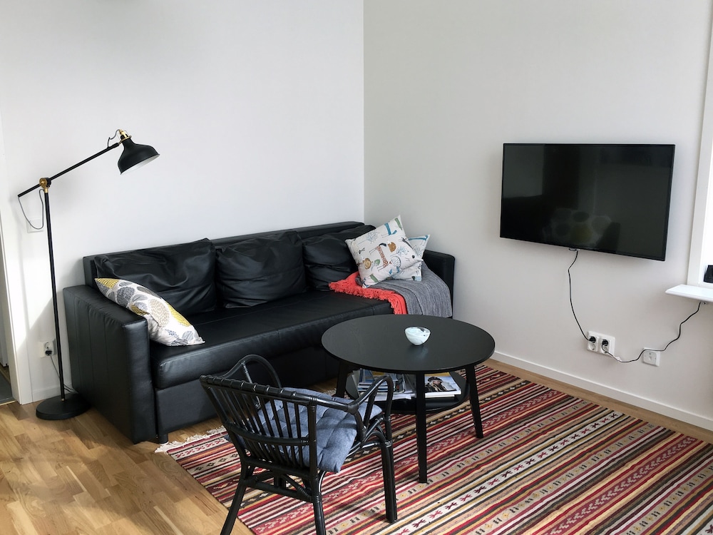 Apartment (9:4) photo 1