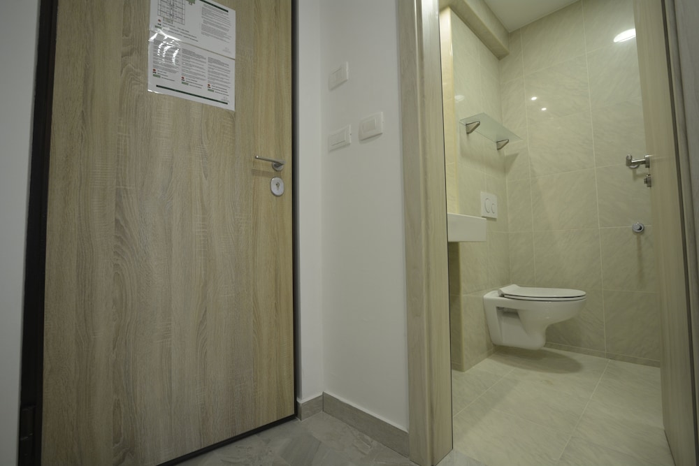 Premium Single Room