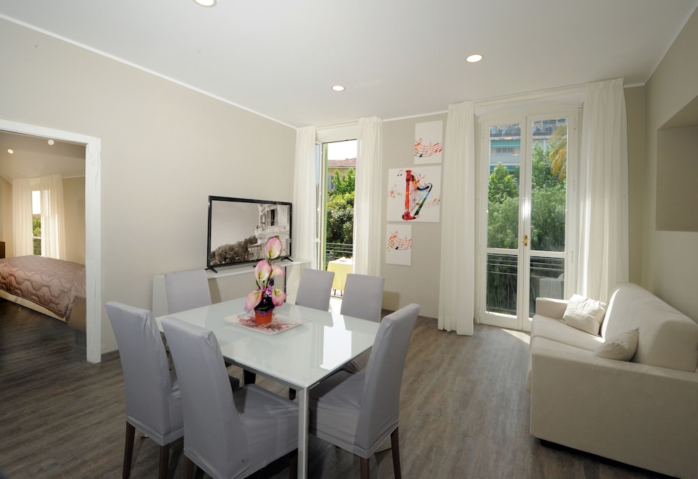 Panoramic Suite - Photo 1