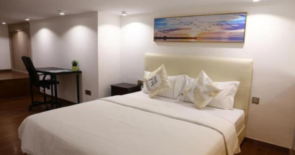 One Bedroom Executive Suite