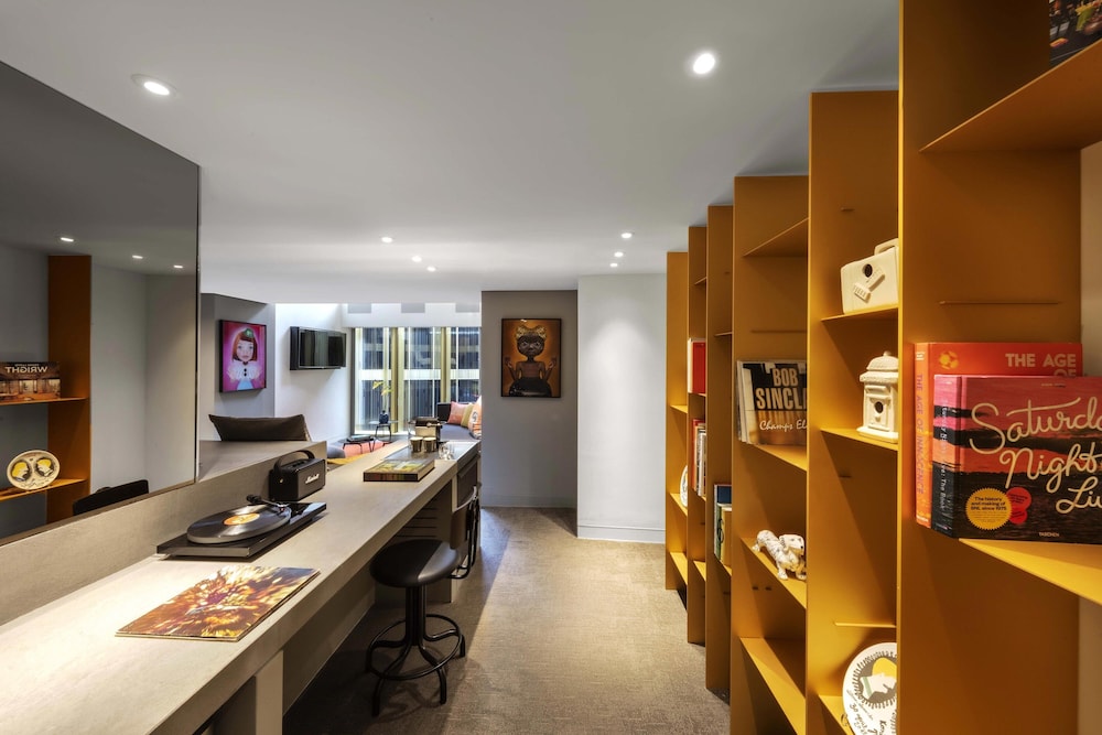 Suite, 1 Bedroom photo 1