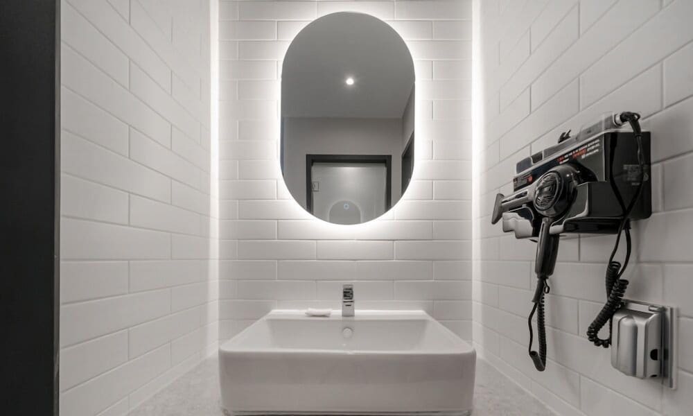 Standard Double Room - Photo 13