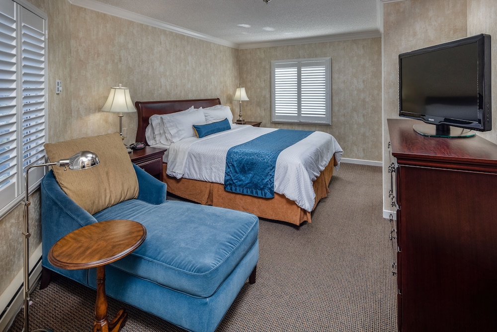 Family Suite, 2 Bedrooms, Non Smoking, Kitchen (Full Kitchen)