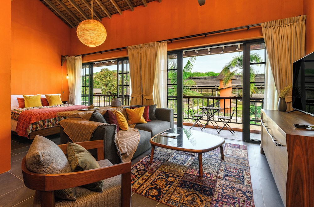 Family Double Room, Multiple Beds, Balcony, Garden View