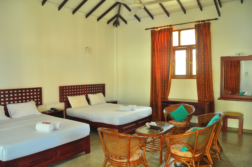 Deluxe Chalet, 2 Double Beds, Accessible, Pool View photo 1