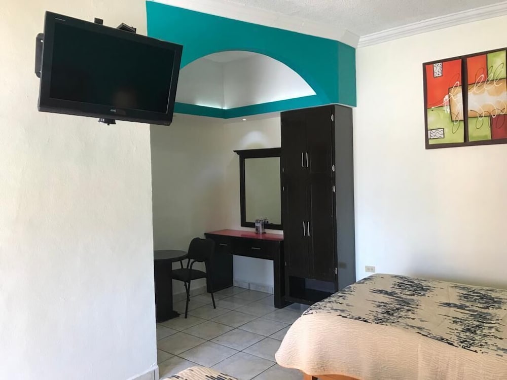 Basic Room photo 2