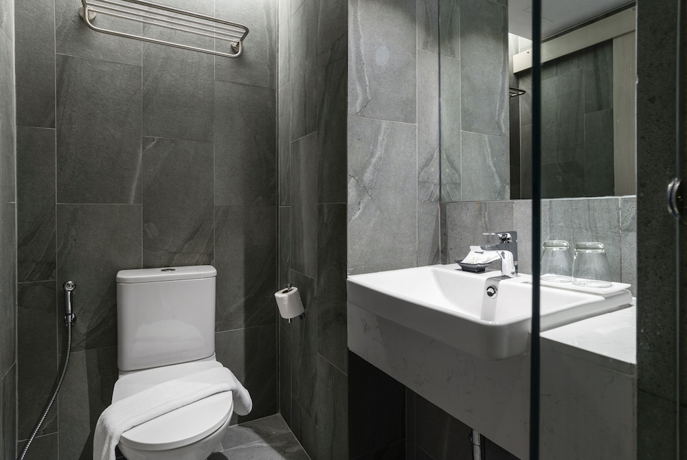 Standard Double Room - Photo 6
