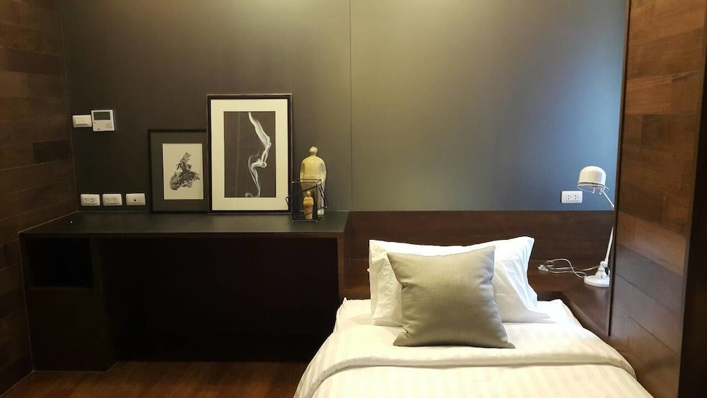 Premium Apartment, 3 Bedrooms, Pool View photo 3