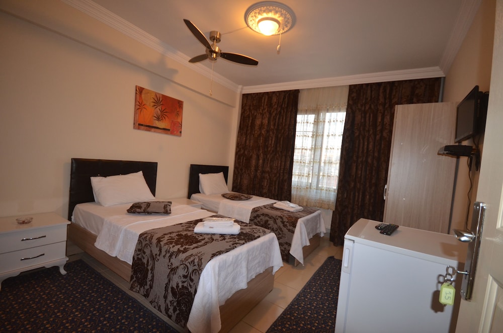 Standard Twin Room photo 1