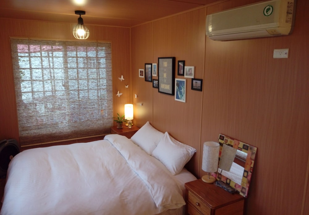 Economy Cabin, 1 Bedroom, Courtyard Area photo 1