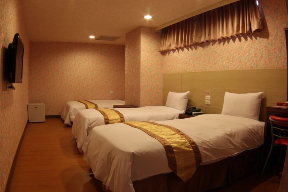 Standard Twin Room photo 3