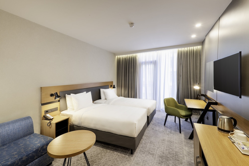 Standard Room, 1 Queen or 2 Twin Beds photo 1