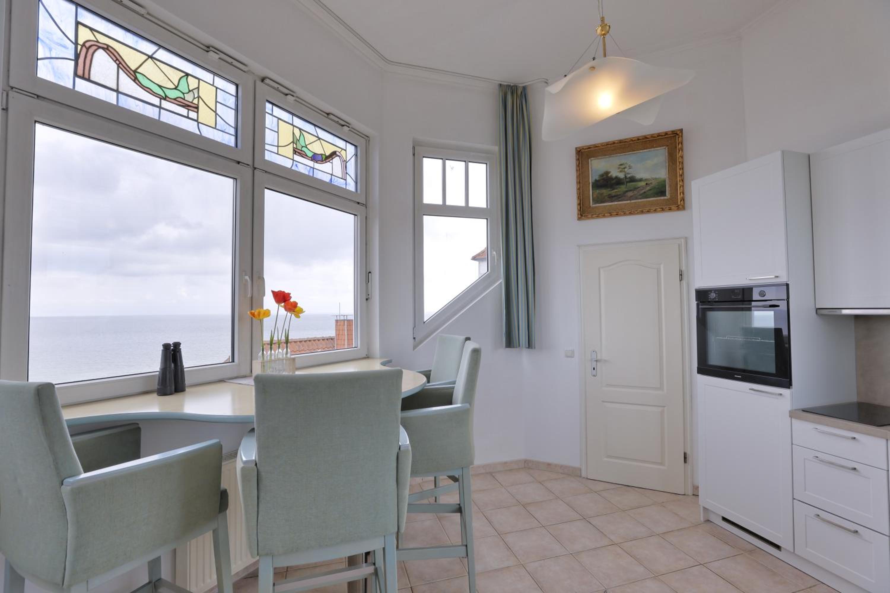 Apartment 47 with Sea View - Photo 2