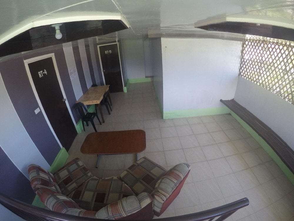 Economy Room, 1 Bedroom, Balcony, Partial Sea View photo 2