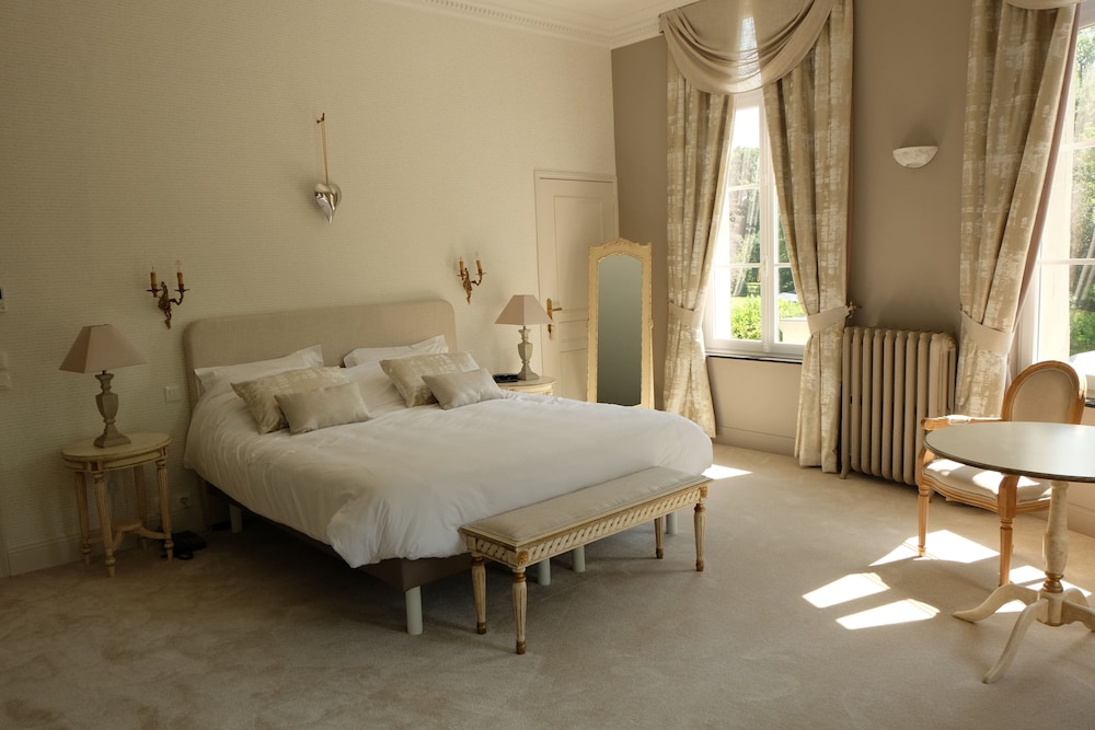 Honeymoon Room photo 1