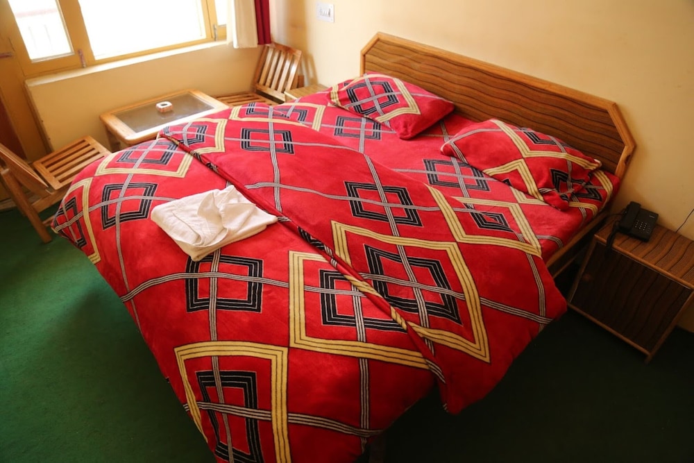Basic Double Room photo 3