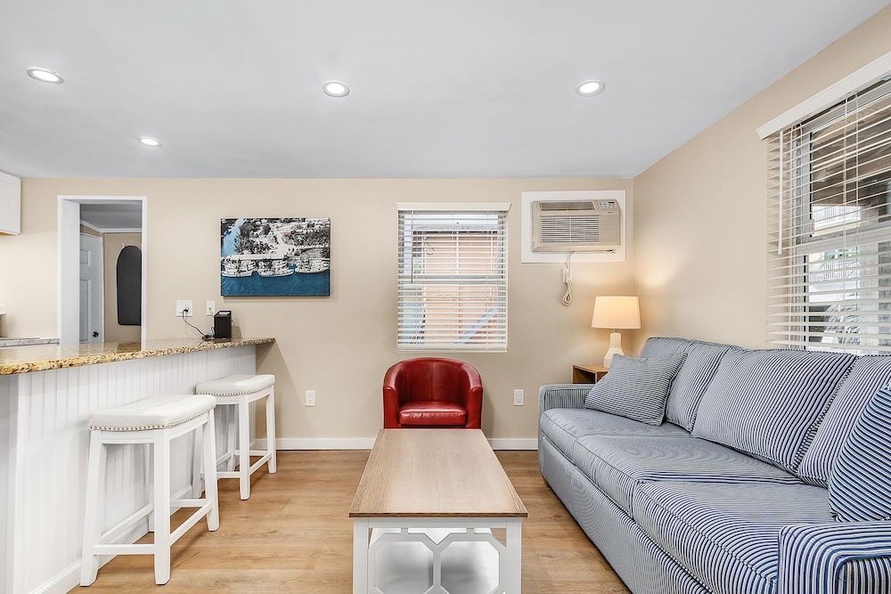 House, 1 Bedroom photo 3