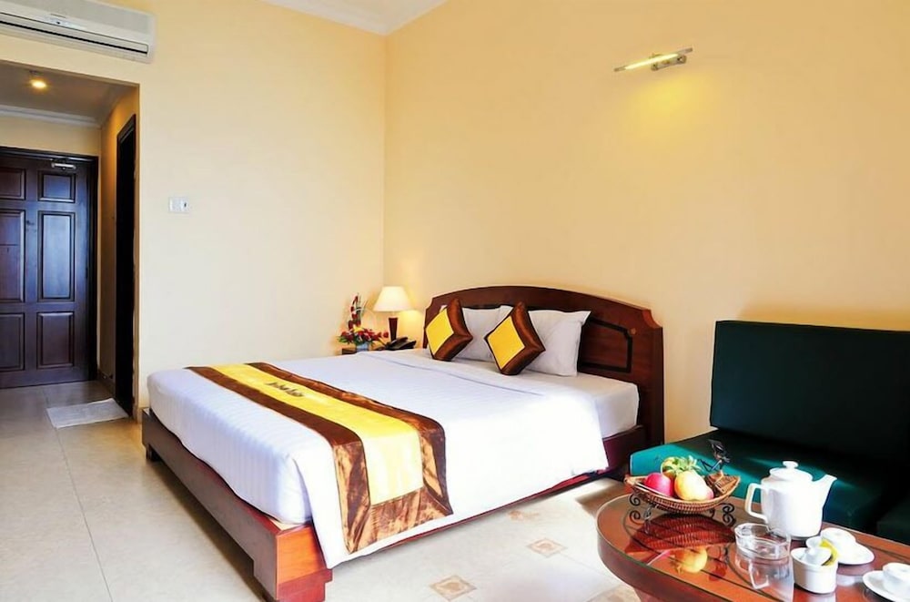 Superior Twin Room, 2 Twin Beds, Mountain View photo 3