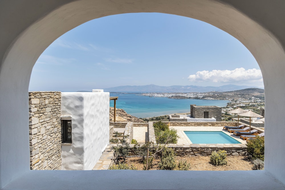Azure  Villa, 5 Bedrooms, Private Pool, Sea View - Photo 4