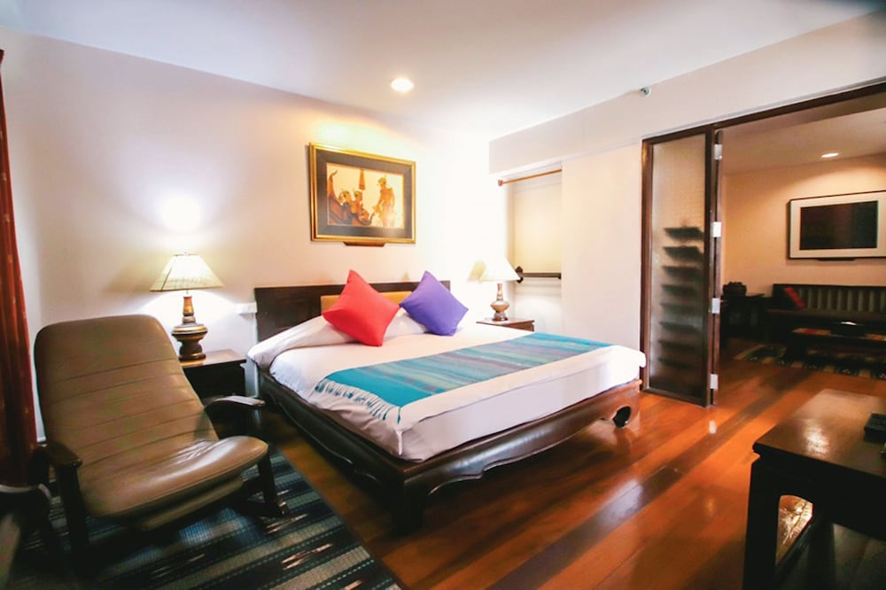 Executive Suite photo 2