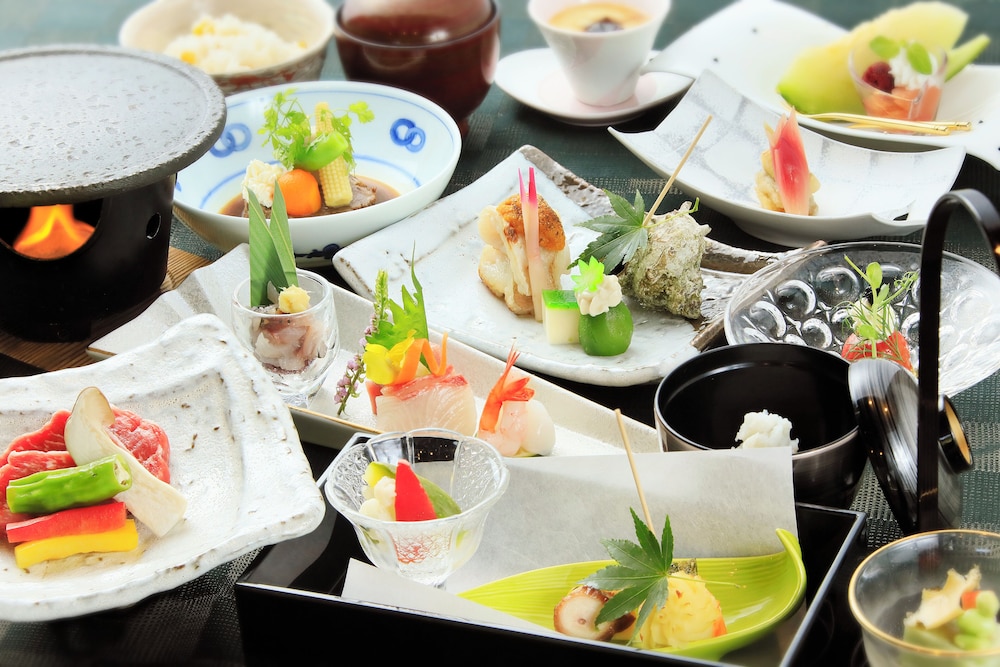 [Main Building] Japanese Style Superior with Open Air Bath, Dinner Included, Non Smoking photo 1