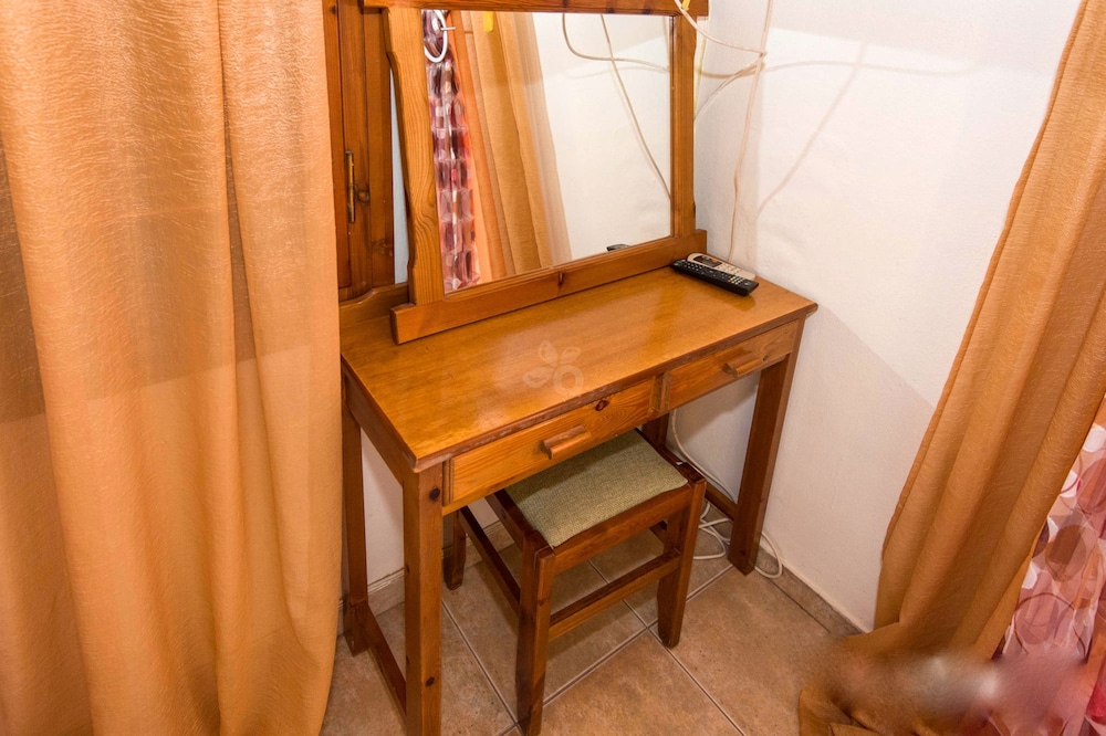 Traditional Apartment, 1 Queen Bed, Balcony, Mezzanine photo 2