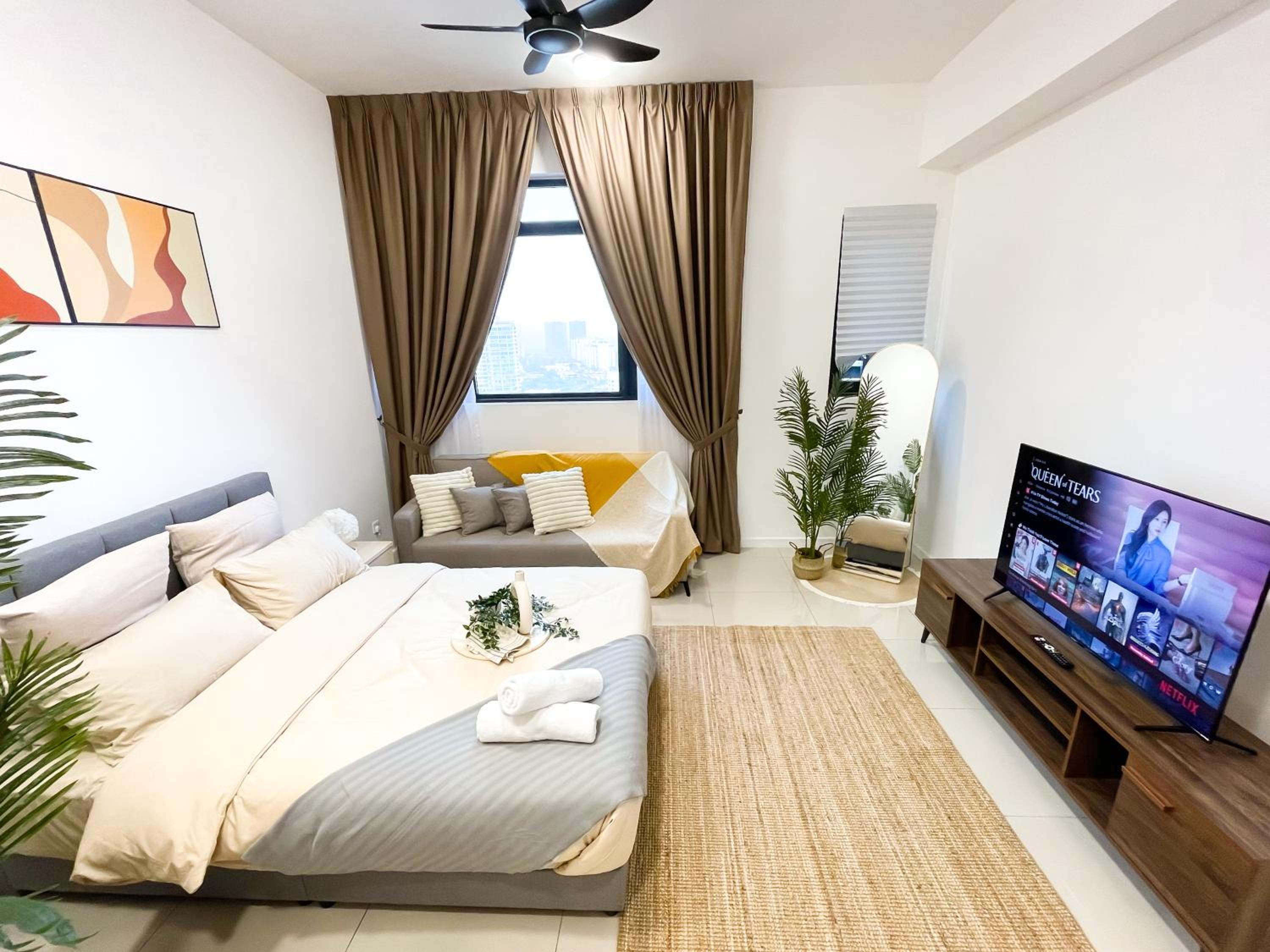 One-Bedroom Apartment photo 3
