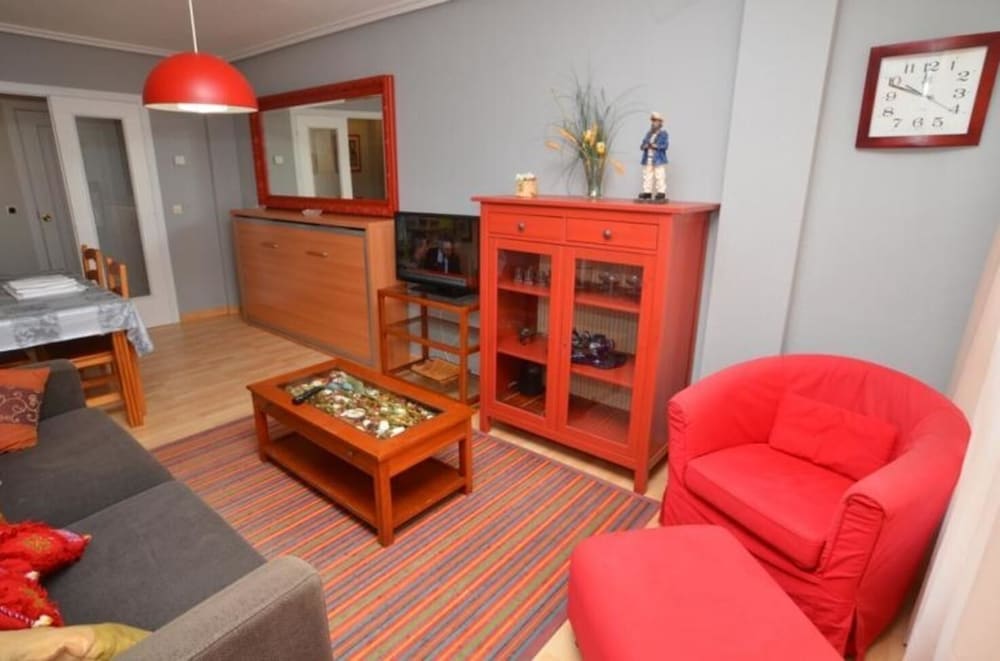 Family Apartment, 3 Bedrooms, Sea View photo 2