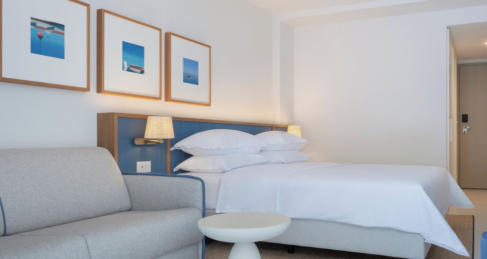Superior Double Room, Balcony, Sea Facing - Photo 5