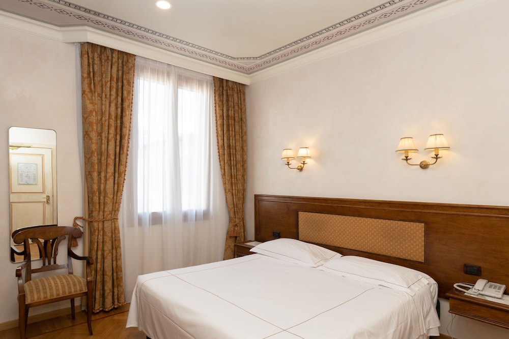 Comfort Triple Room (Comfy)