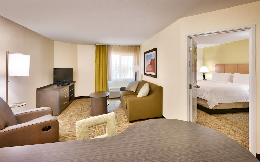 Suite, 1 Bedroom - Photo 5