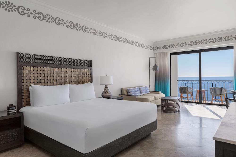 Premier Suite, 1 King Bed, Balcony, Ocean View (Parlor) - Photo 2