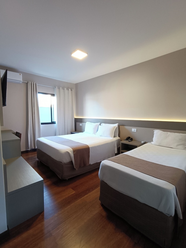 Deluxe Triple Room photo 1