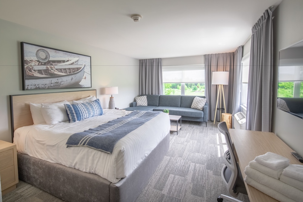 Executive Room, 1 King Bed, Non Smoking, Corner photo 1