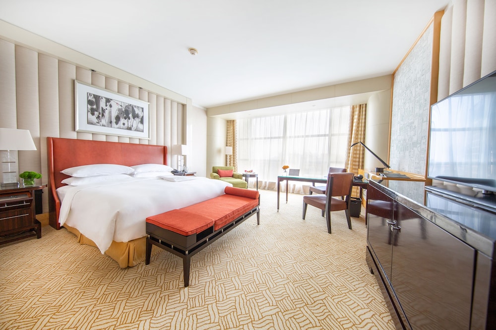 Executive Room, 1 King Bed photo 3