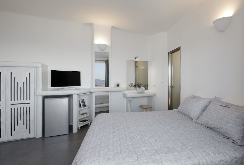 Divine Suite Caldera View - Photo 3