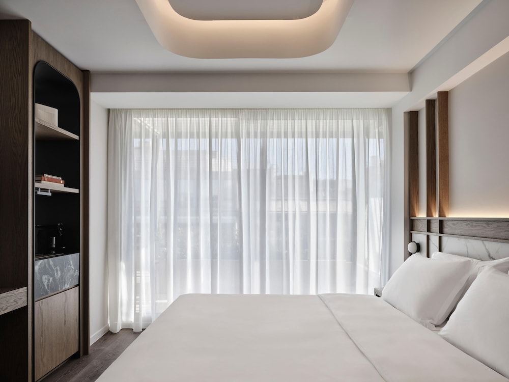 Active Suite - Photo 15