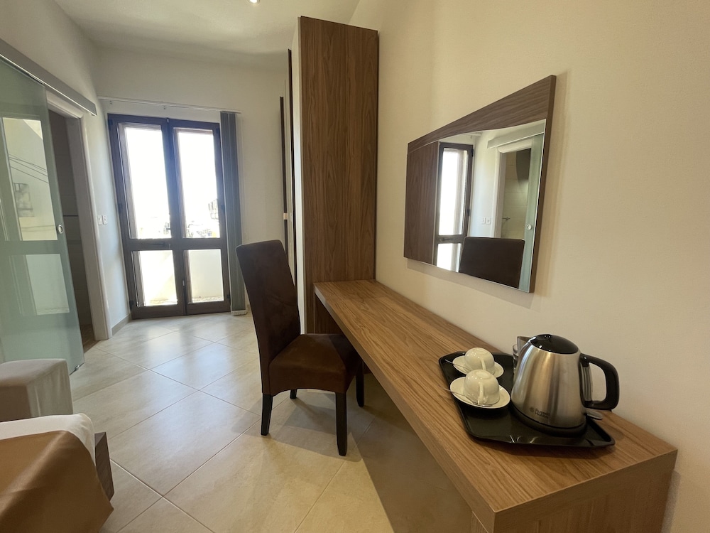 Exclusive Room