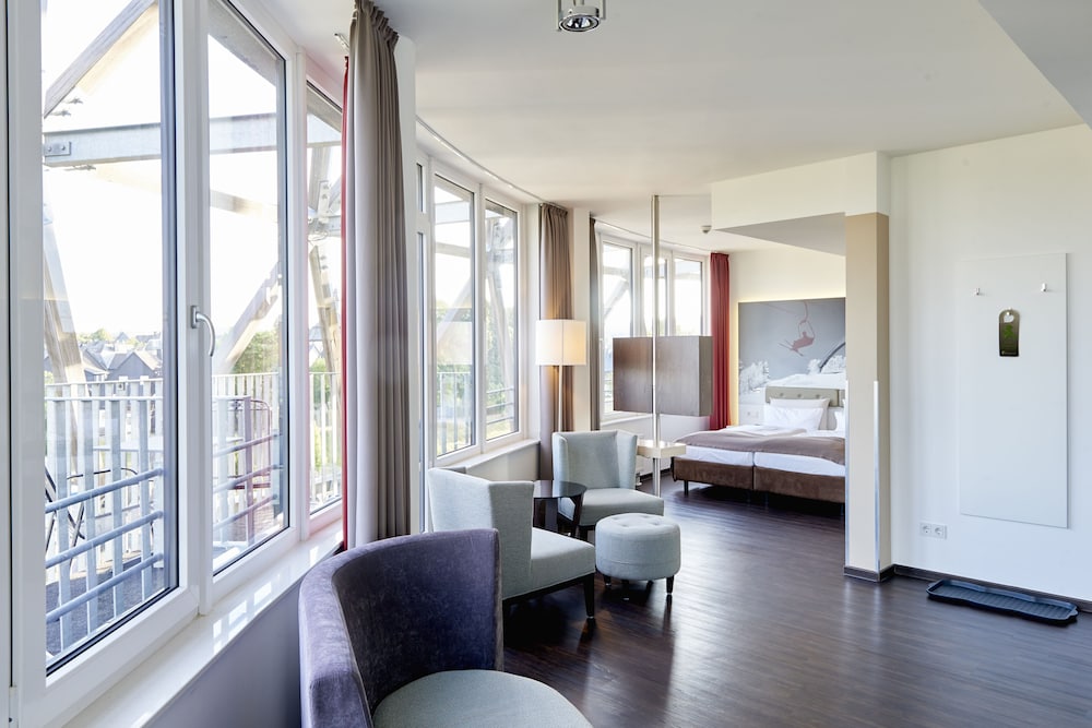 Junior Suite (Classic) - Photo 3