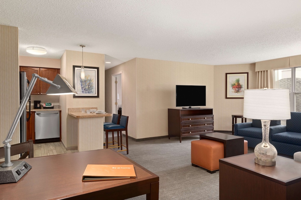 Suite, 1 King Bed, Non Smoking (Extra Large)